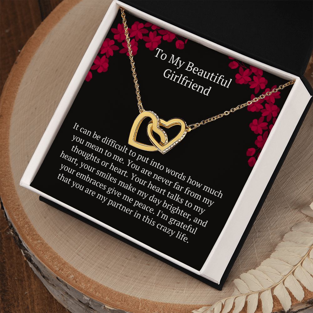 Girlfriend | Interlocking Heart Necklace