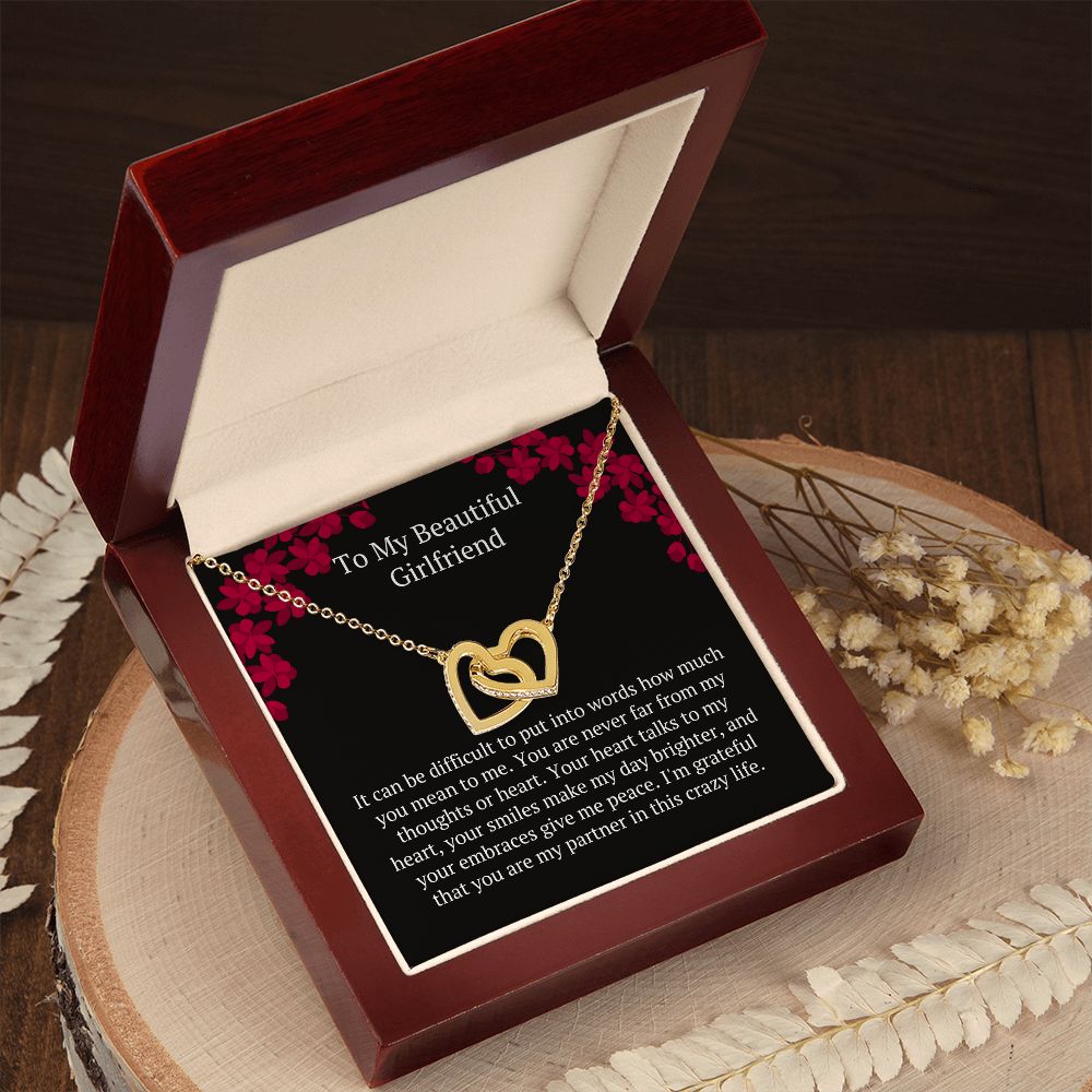 Girlfriend | Interlocking Heart Necklace