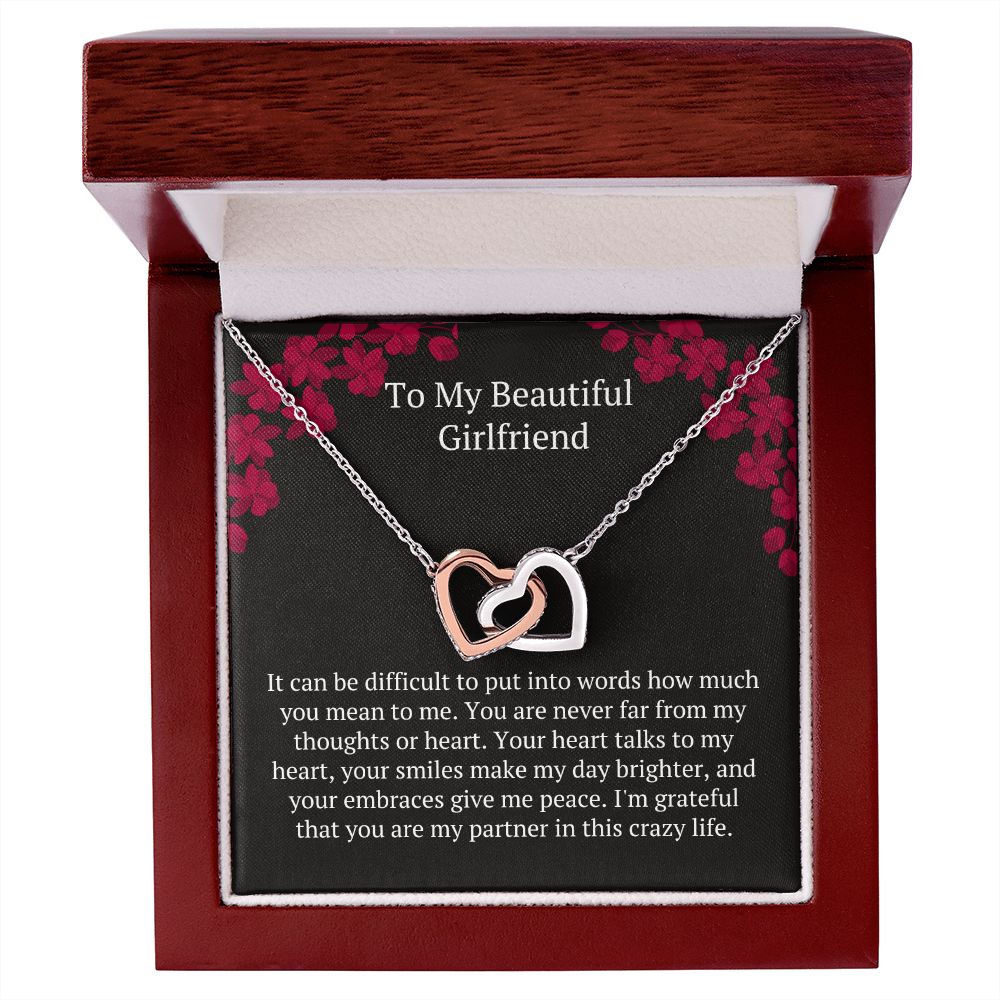 Girlfriend | Interlocking Heart Necklace